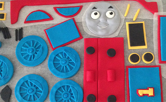 thomas train cake fondant ann reardon